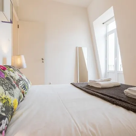 Apartment Feels Like Lapa Flat With City View Lisbon